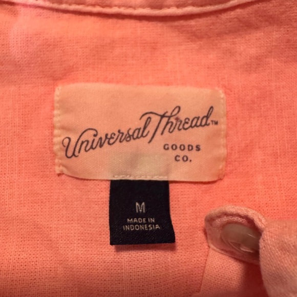 Universal Thread Cropped Button-Up Shirt - Picture 3 of 6